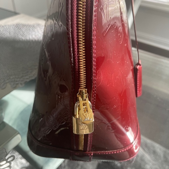 Louis Vuitton Alma GM Amarante Vernis - Picture 3 of 7